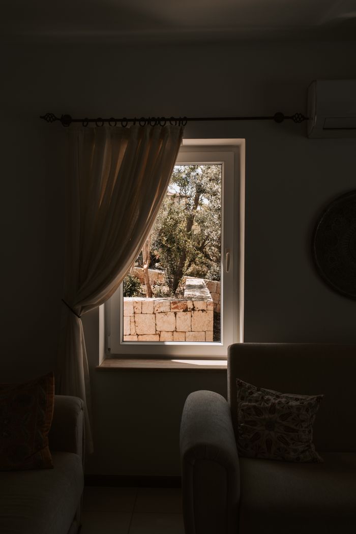 Warm room with garden and mountain view