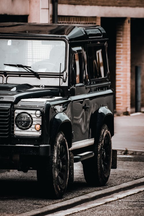 Black Mercedes Benz G-Class