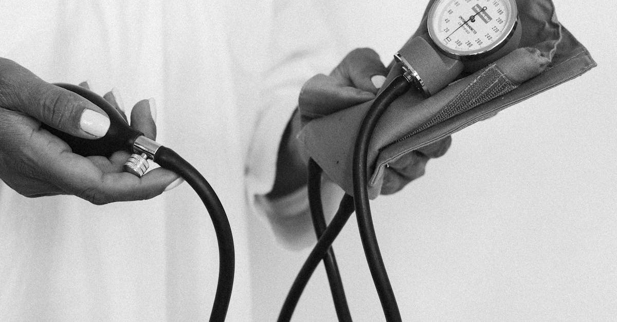 How much do nurse estheticians make in California