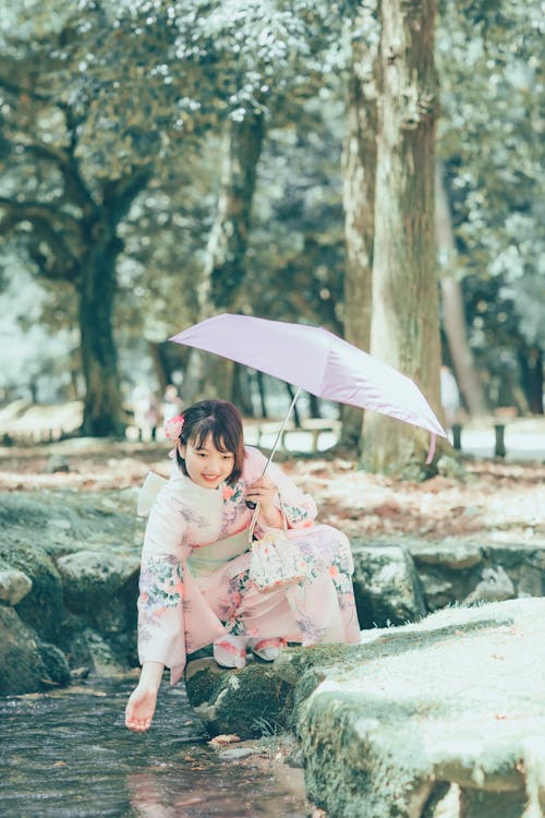 Kostenloses Stock Foto zu asiatische frau, frau, kimono