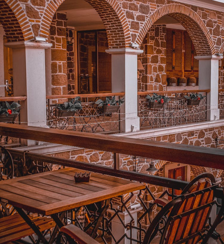 Brown Wooden Table With Chairs