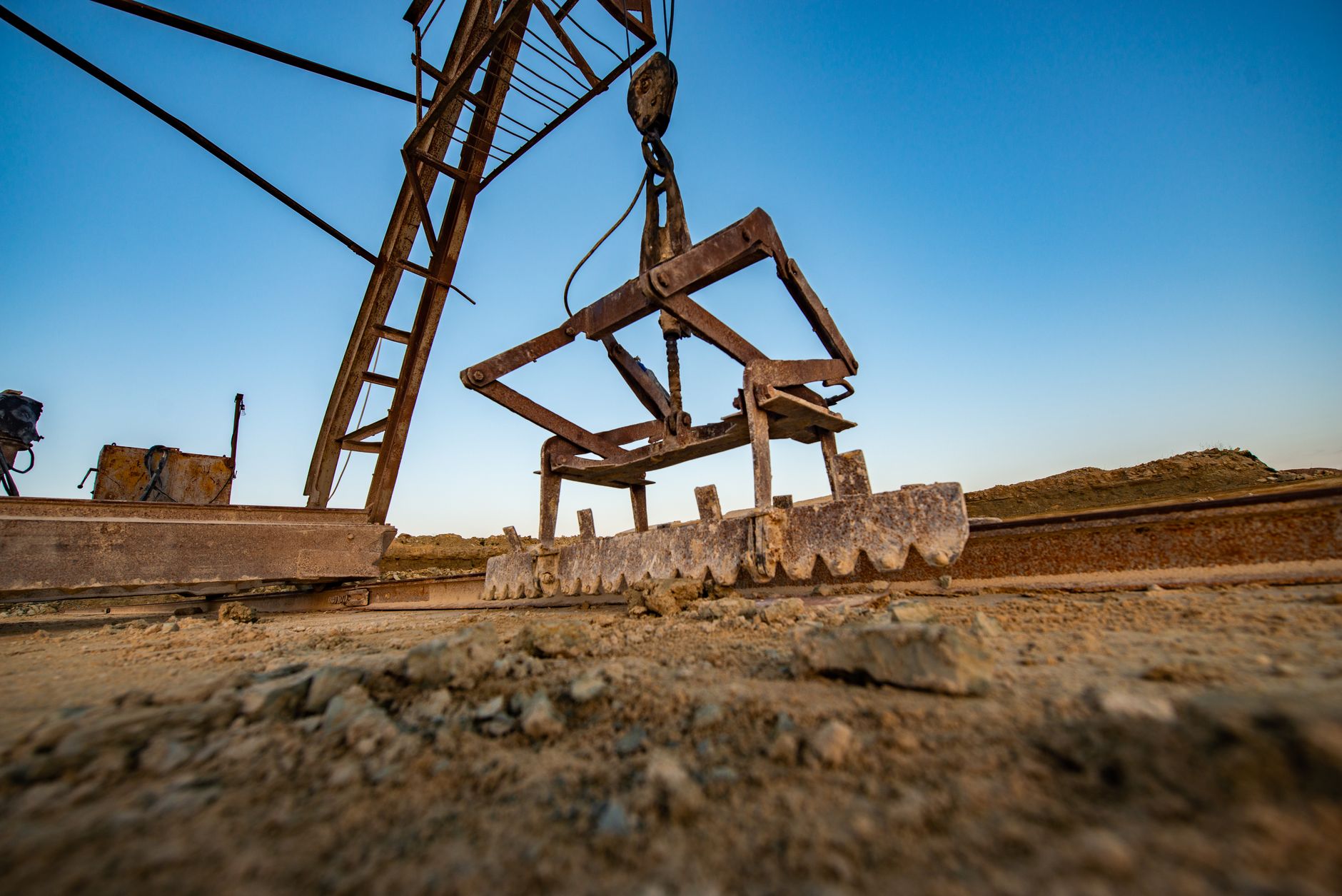 Site d'extraction minière avec équipe de sécurité
