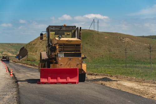 Kostenloses Stock Foto zu asphalt, industriell, kraftfahrzeug