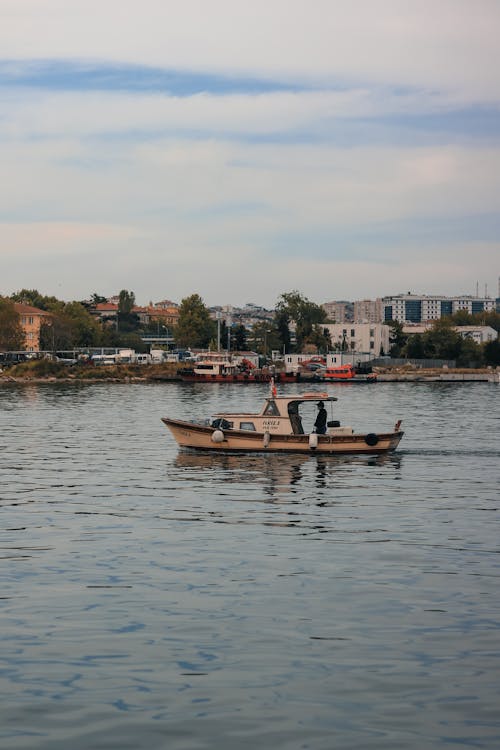 Gratis Immagine gratuita di barca, fiume, lago Foto a disposizione