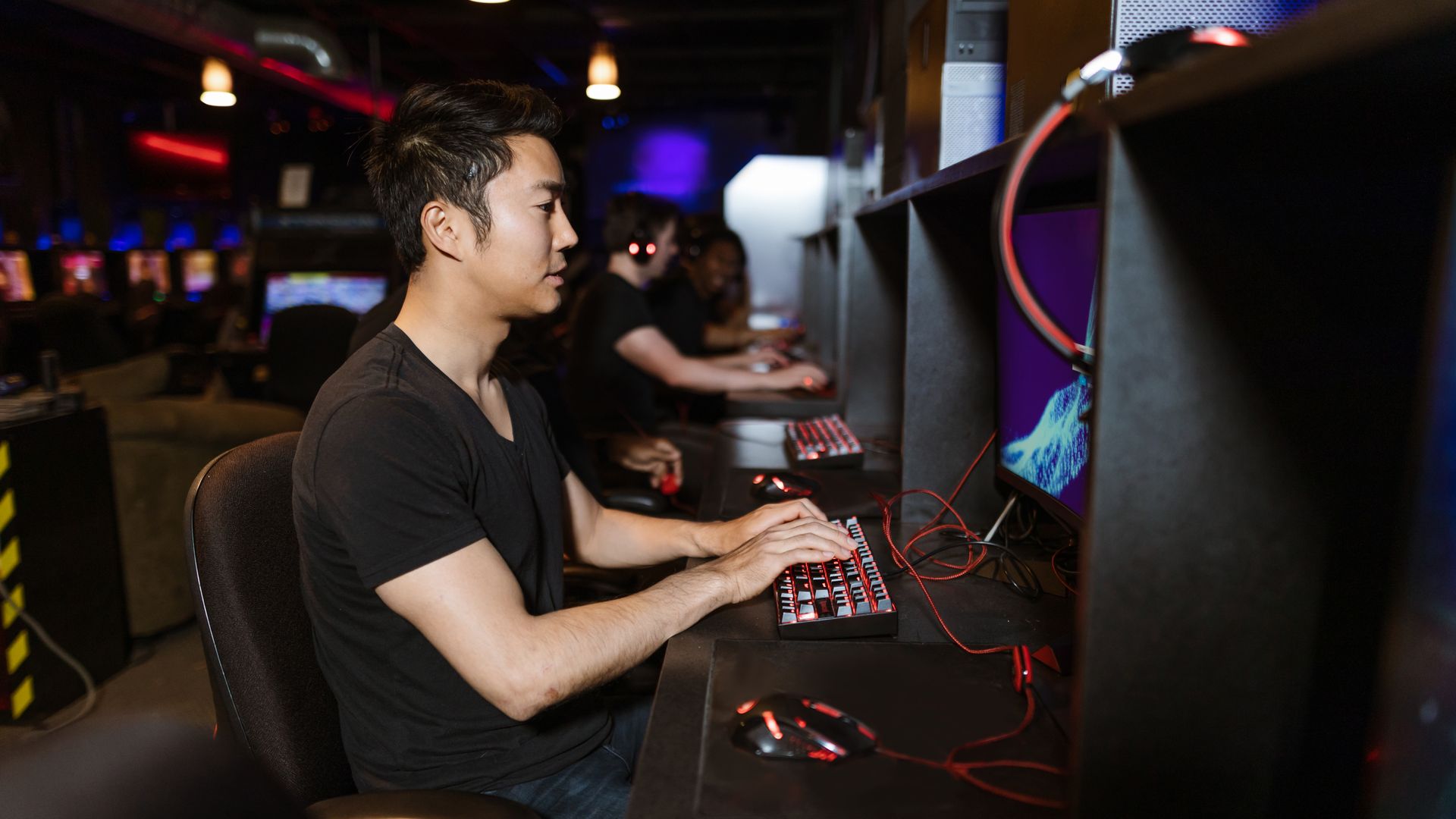 Обложка: YEKINDAR прокомментировал победу над PARIVISION в групповой стадии ESL Pro League Season 24