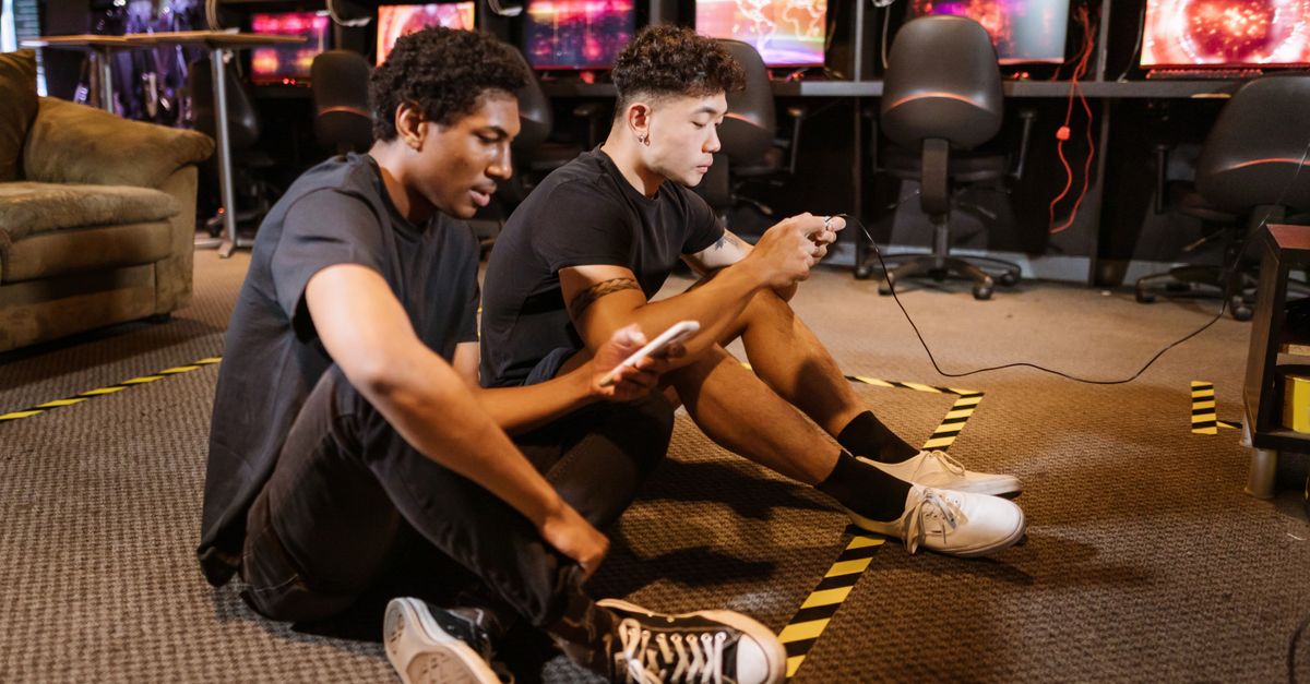 2.84-rated donk Dust2 decider fires Spirit to 13-0 win against 100 Thieves cover