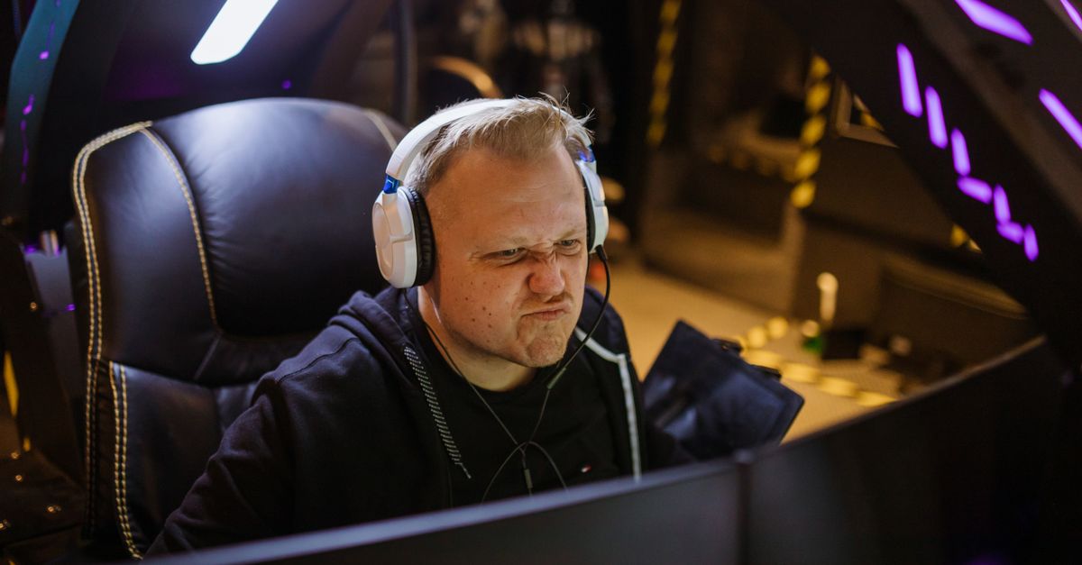 Team Falcons and Nigma Galaxy reached the playoffs - results of the fifth day of the group stage of Esports World Cup 2026 cover