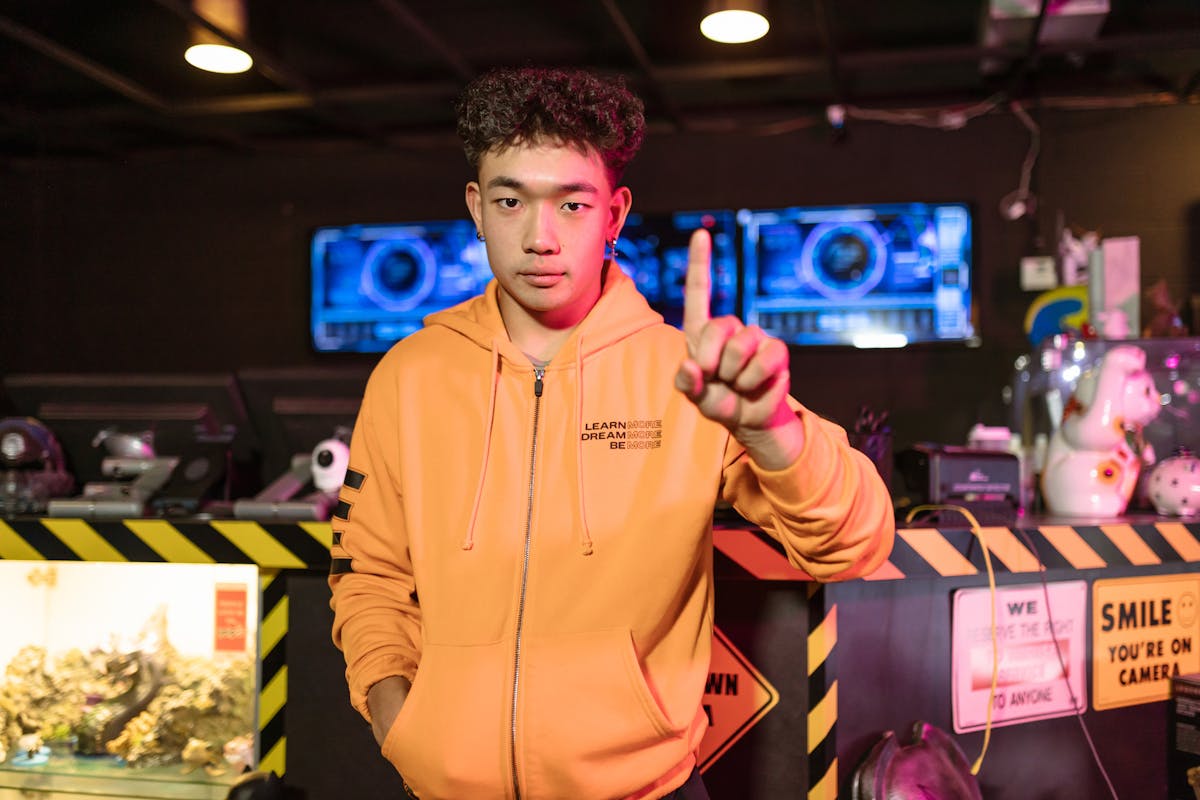 This Space Quest Spiritual Successor Kickstarted In 2012 Promised A 9-Month Release But Finally Launched After 13 Years Of Development Hell 2 Classic gaming nostalgia representing retro Sierra adventures