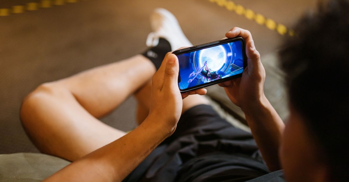 Tripura's MOBA Mania: How Mobile Esports is Forging New Communities in Agartala and Beyond