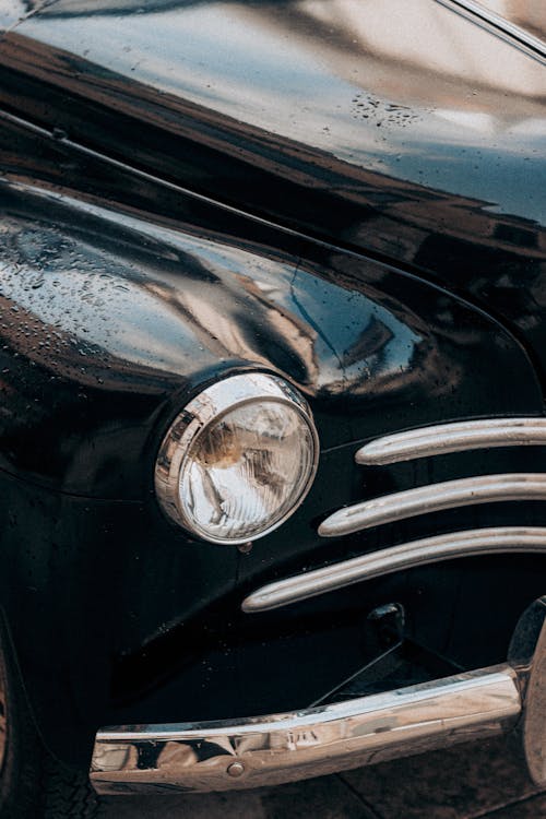 Black Car With Silver Headlight