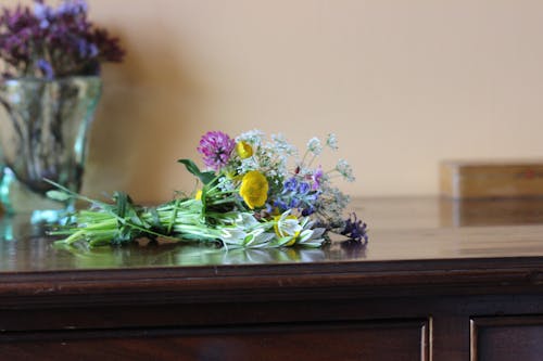 Free stock photo of flower bouquet, flowers, flowers on a desk