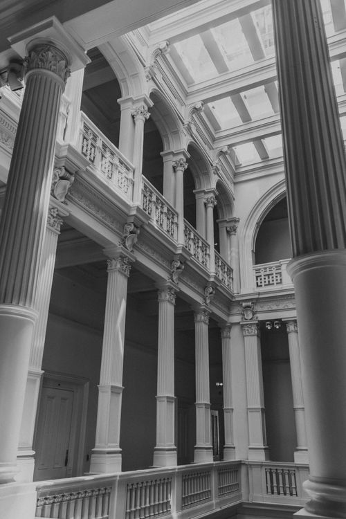 Free Elegant classical architecture featuring columns in grayscale, captured in İstanbul. Stock Photo