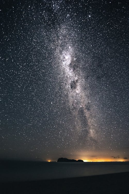 Ücretsiz dikey atış, gece, gökyüzü içeren Ücretsiz stok fotoğraf Stok Fotoğraflar