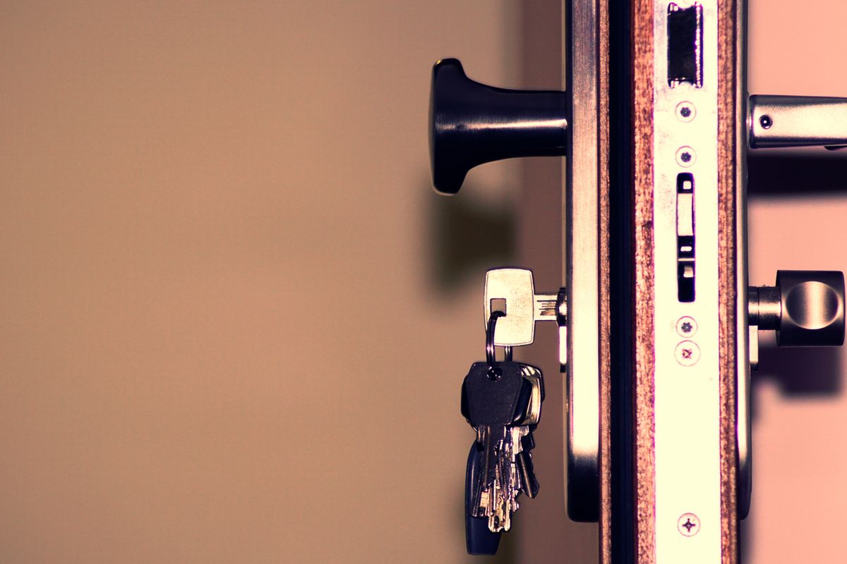 Serrure connectée : sécurité et compatibilité - 3. Sécurité d’une serrure connectée : les protections à examiner