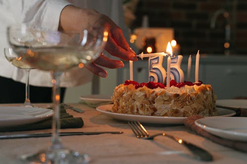 Gratis stockfoto met cake, feest, kaarsen