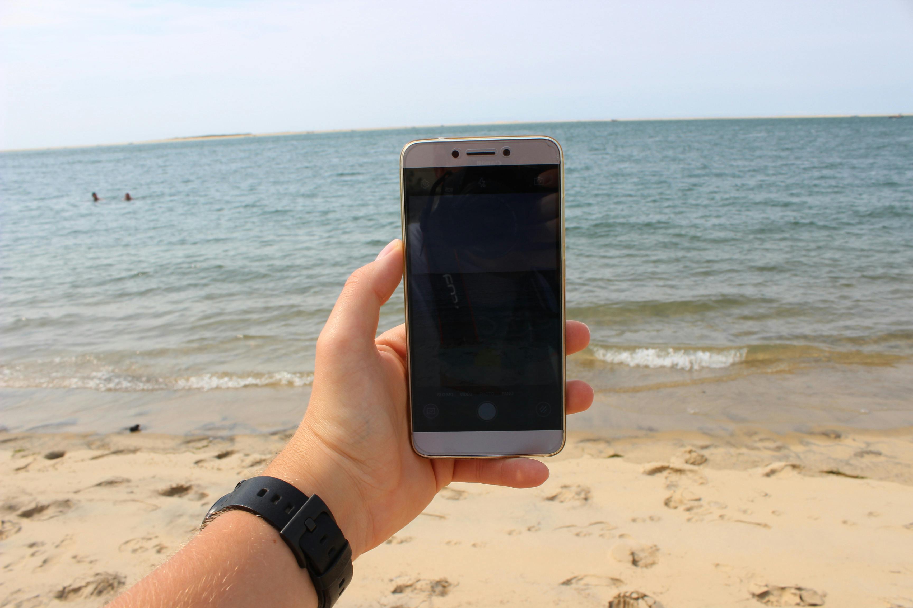 Free stock photo of phone, sea, selfie
