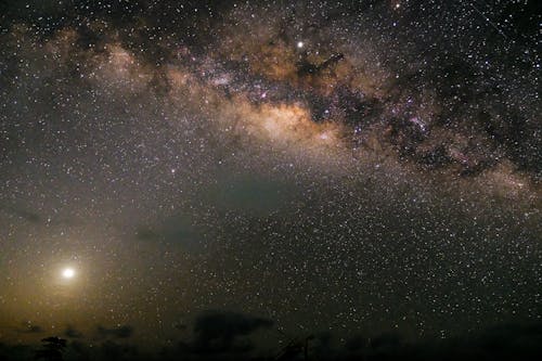 galaksi, gece, gökyüzü içeren Ücretsiz stok fotoğraf