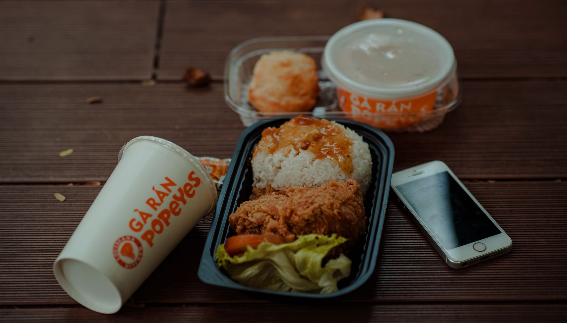 Popeyes inaugurează un nou restaurant fast-food în București
