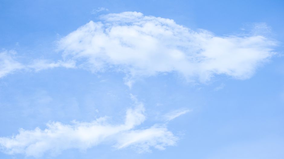 Stația meteo WiFi cu senzori exteriori de la Triticom — monitorizează temperatura și umiditatea în timp real din aplicație, de la 89 lei