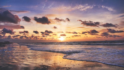 
Waves Crashing on a Shore