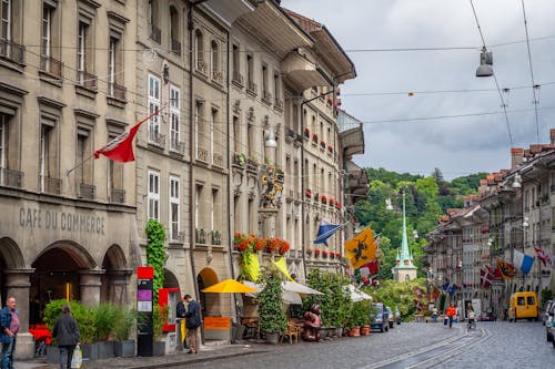 Безкоштовне стокове фото на тему «будівлі, Вулиця, дорога»