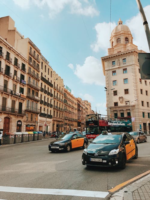 Foto profissional grátis de arquitetura, automóveis, barcelona