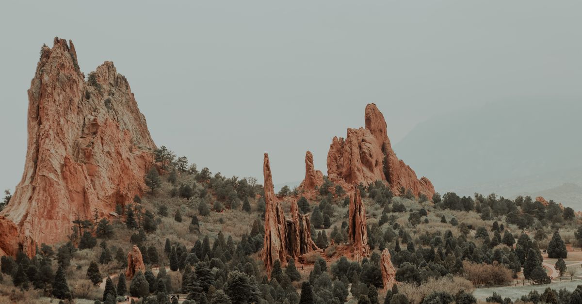 Breathtaking rock formations at Garden of the Gods, Colorado Springs.
