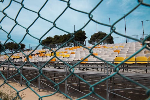 Fotos de stock gratuitas de amarillo, asiento, asientos