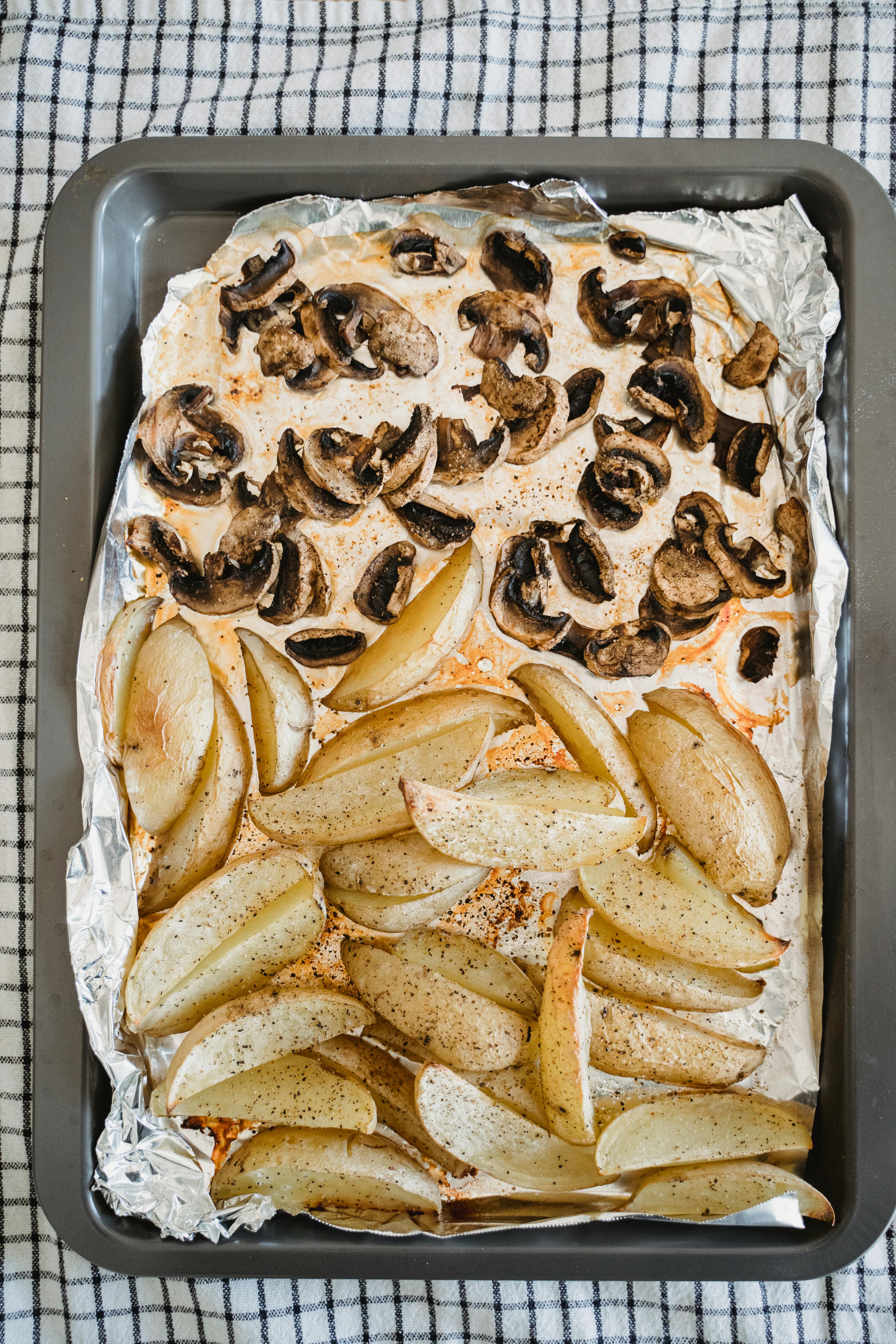 Sheet Pan Breakfast Potatoes