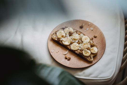 Banana Chocolate Peanut Butter Banana Chocolate Peanut Butter Organic Nut Butter Filled Energy Bar