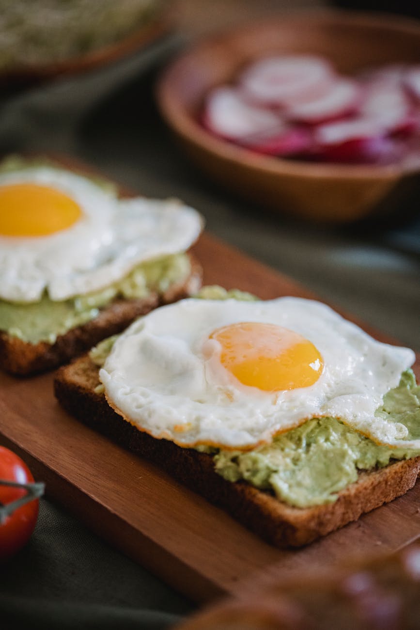 Sunny Side Up Egg on Bread · Free Stock Photo