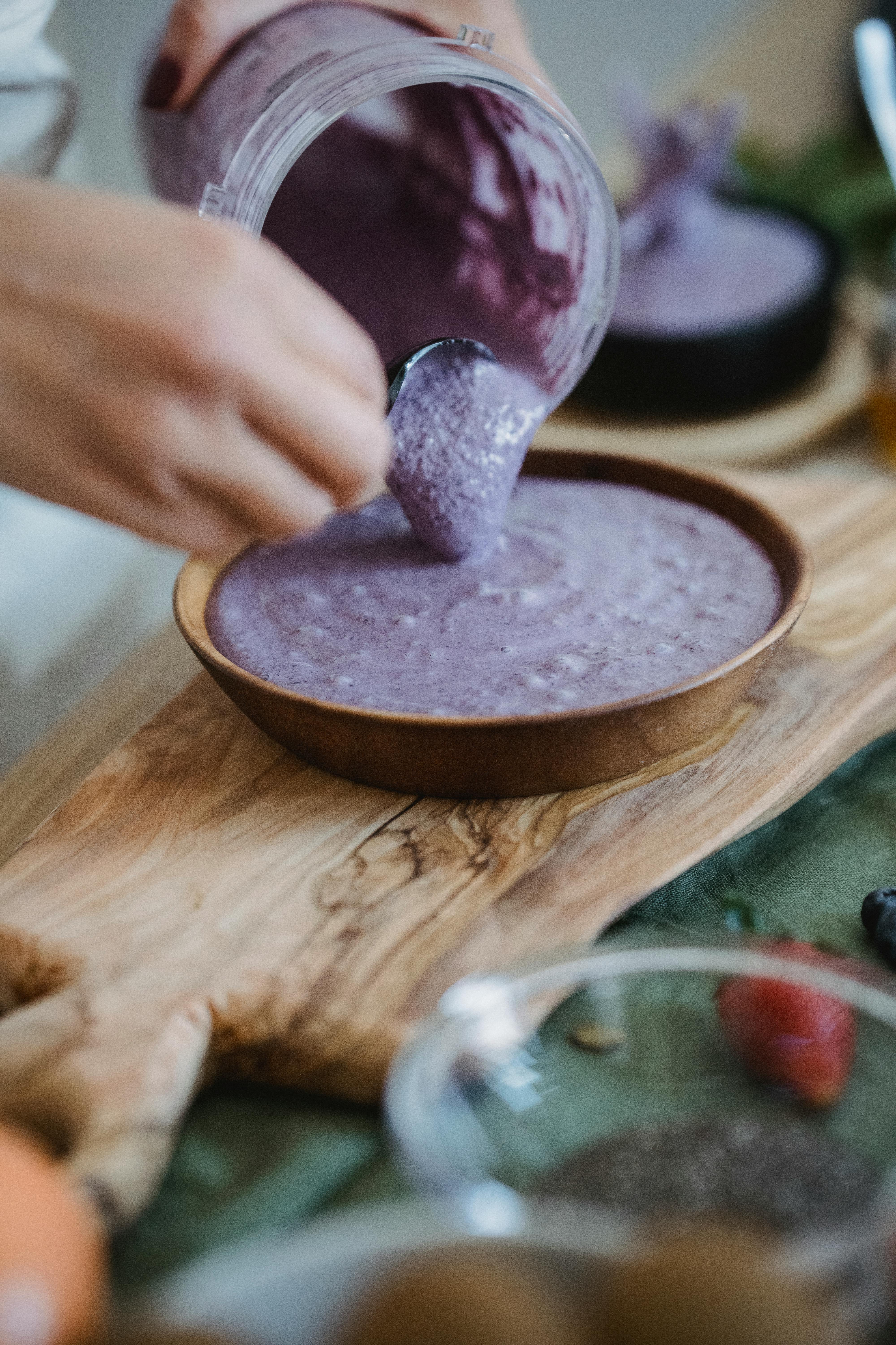 Dispelling the Myths About the Acai Berry: Unveiling Its True Potential