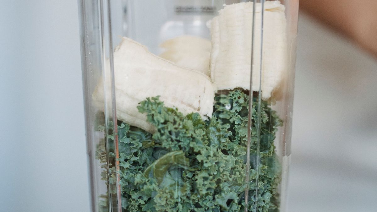 Smoothie fermenté kéfir microbiote féminin - illustration