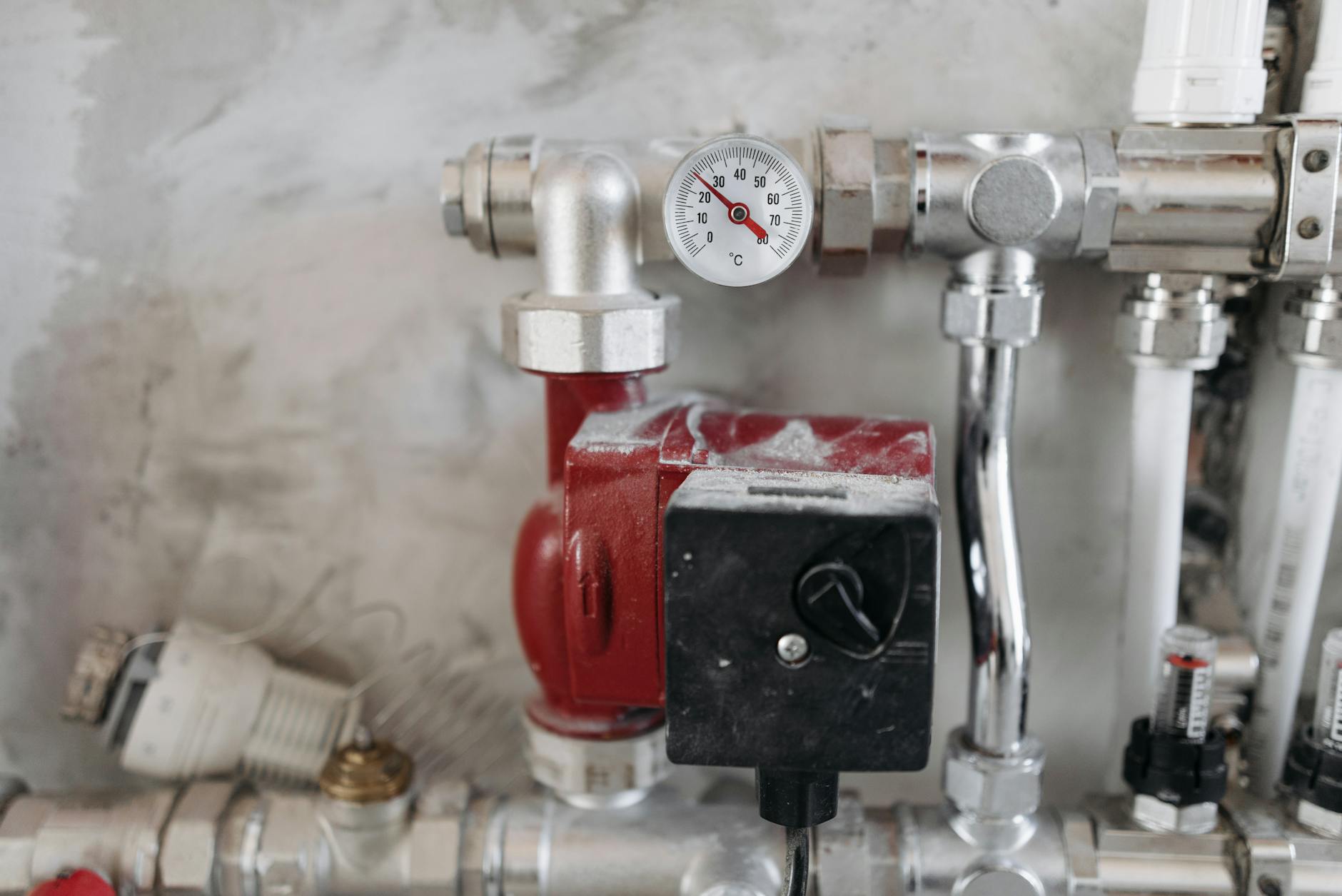 A well maintained plumbing system in Houston, TX.