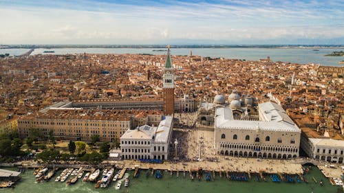 Základová fotografie zdarma na téma Benátky, bílá, budovy