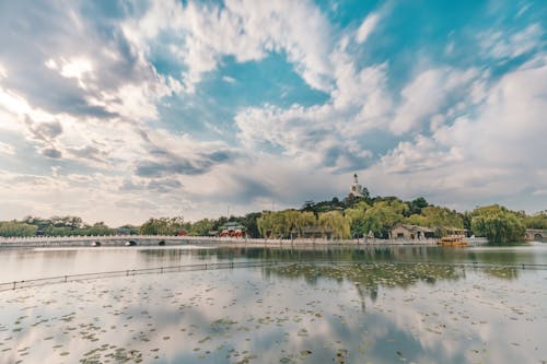 Kostenloses Stock Foto zu bewölkter himmel, gewässer, idyllisch