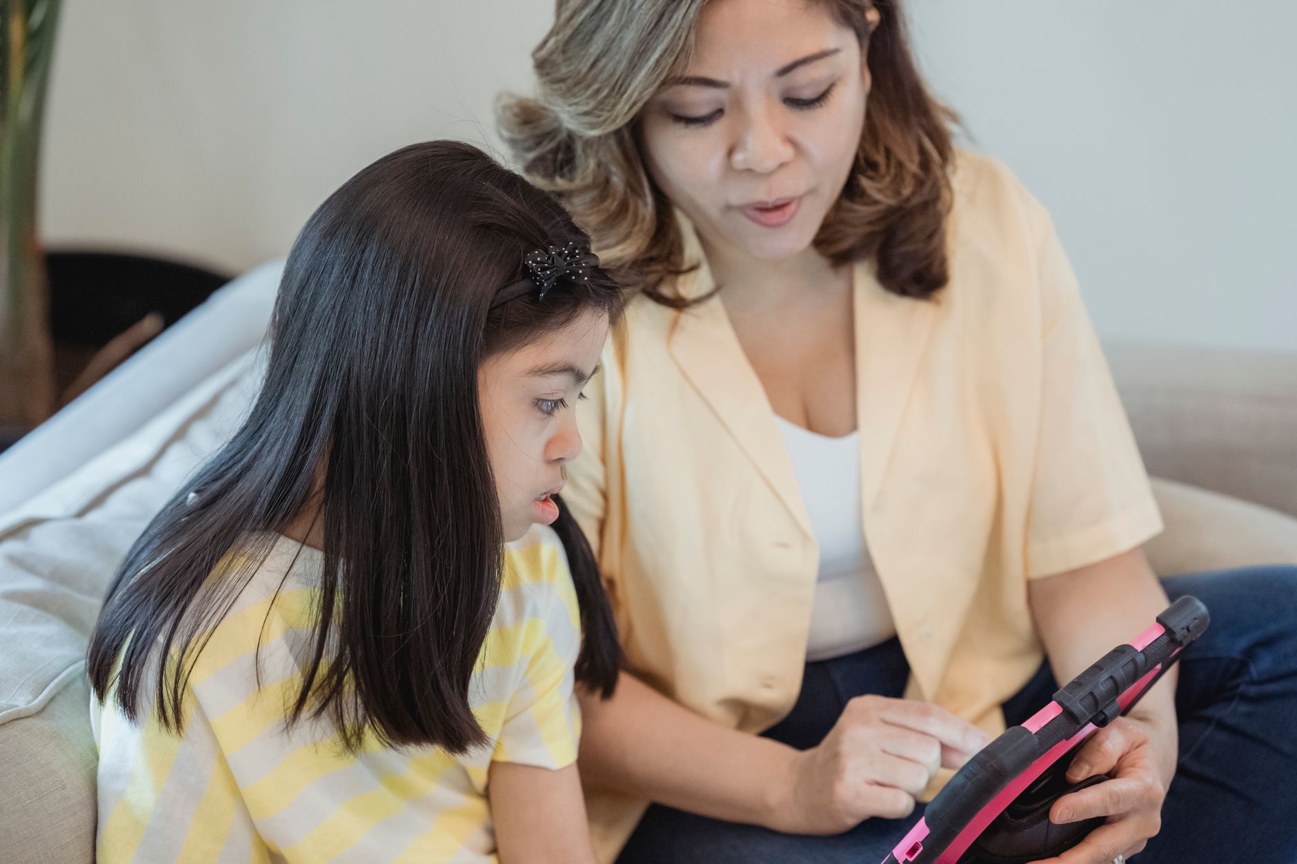 What Is the Best Way for Children to Read on a Tablet? What the Science of Digital Versus Print Actually Says