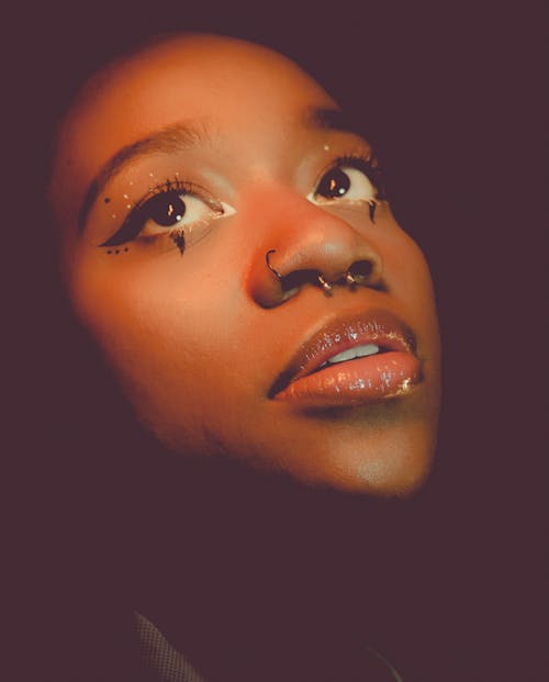 Bezpłatne Darmowe zdjęcie z galerii z afroamerykanka, ciemny, czarna kobieta Zdjęcie z galerii