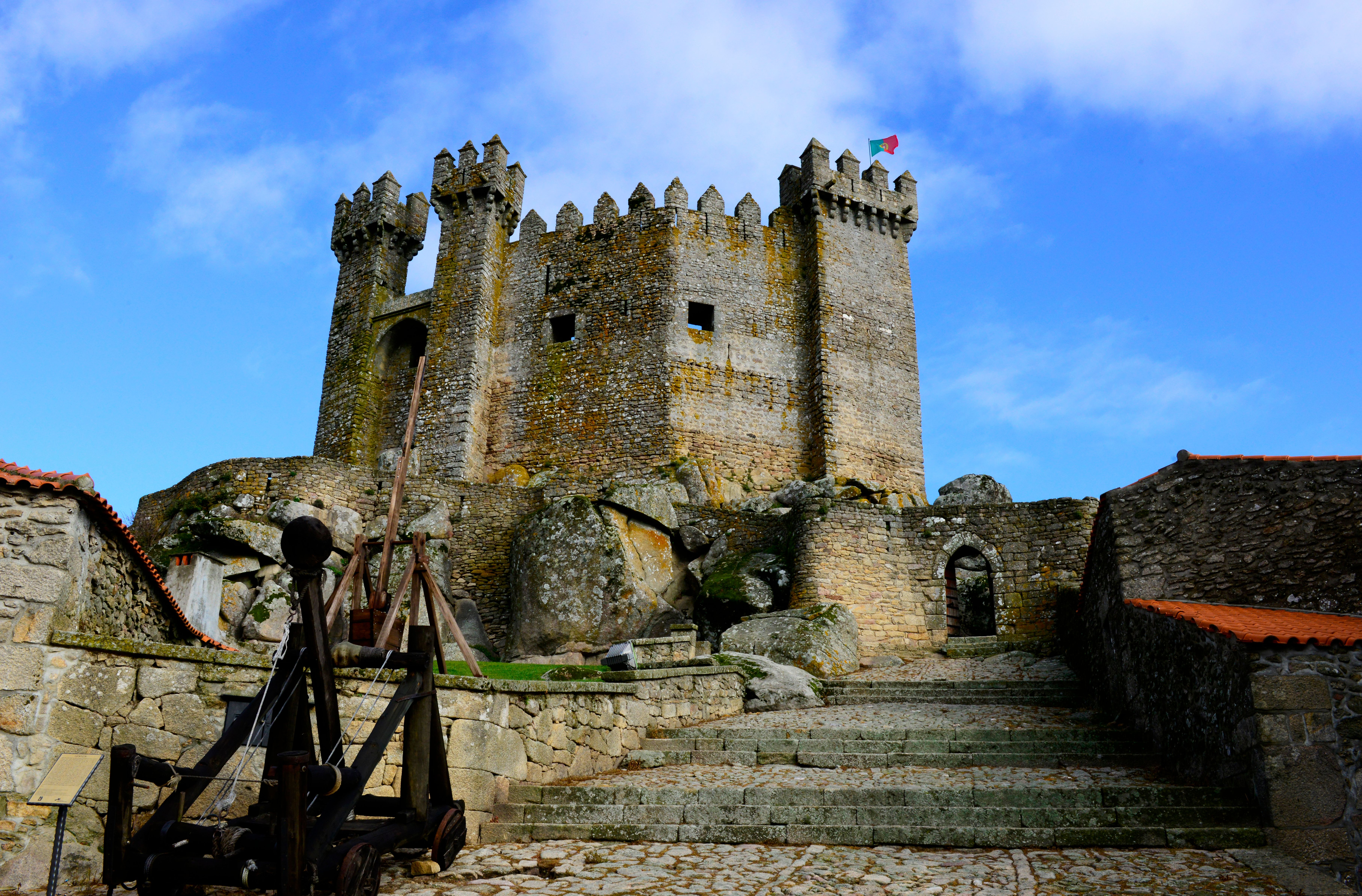 Castle Under Clear Blue Sky · Free Stock Photo