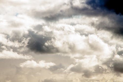 Nubes Blancas De Colón