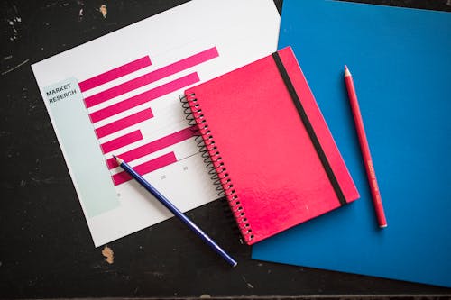 Imagine de stoc gratuită din afaceri, caiet roșu, creioane colorate