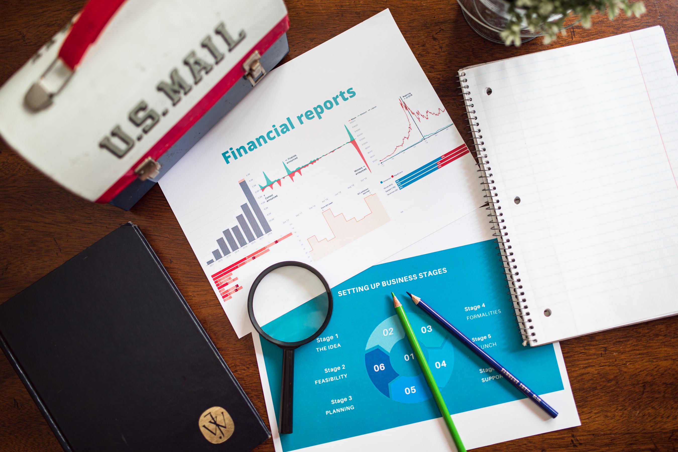 Data analyst reviewing ecommerce dashboards and reporting windows
