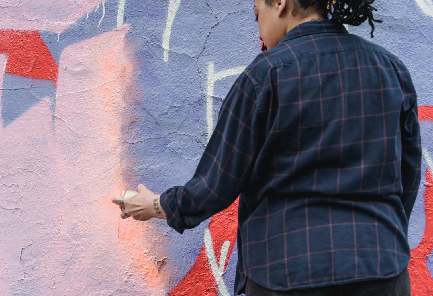 Interior Painting in Upminster Bridge — clean edges cut in around trim and sockets