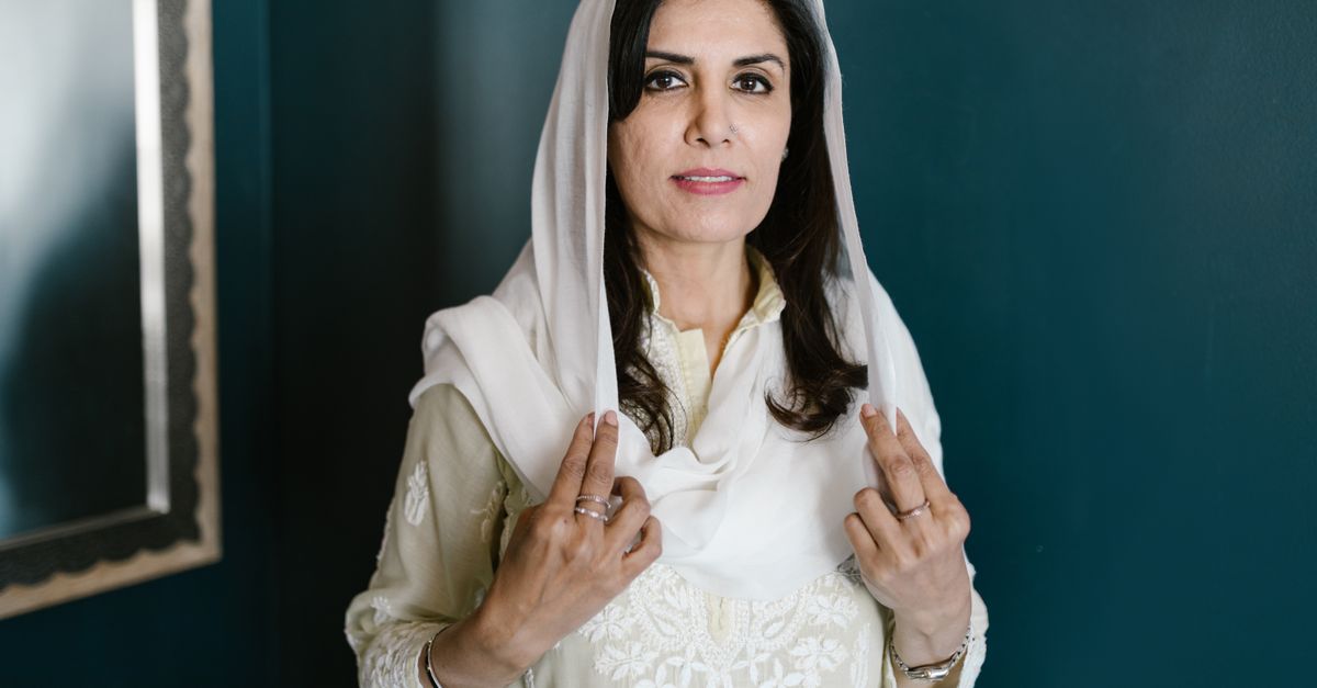 Dr. Vanita Arora Honored with ET Excellence Award in Cardiac Electrophysiology