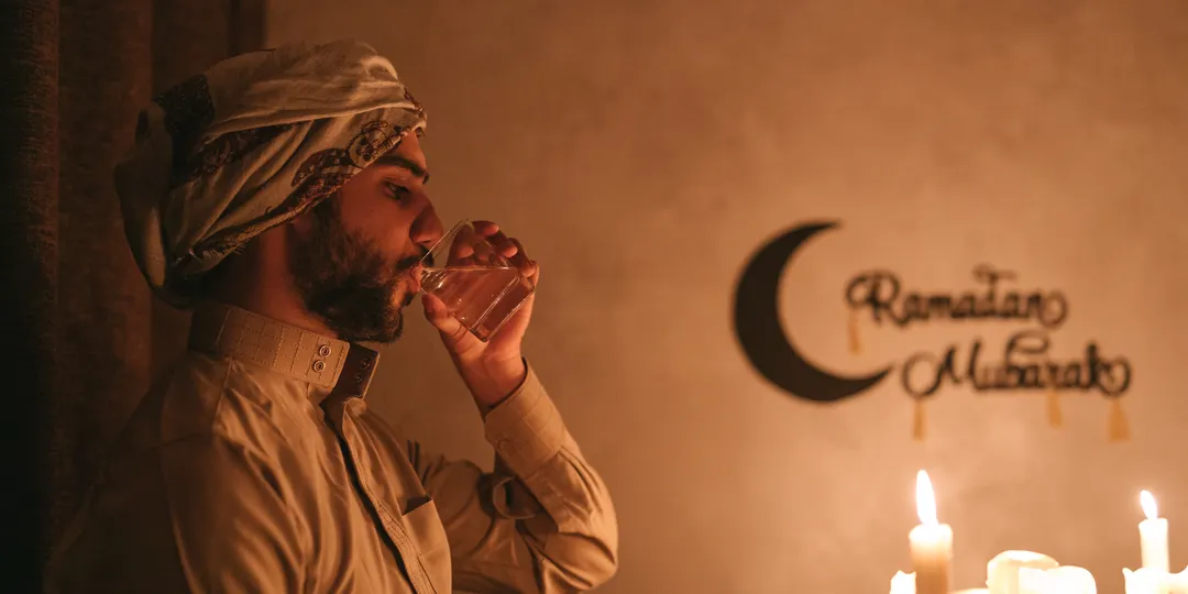 كيف أختار مكمل بروتين مصل الحليب للنساء في رمضان