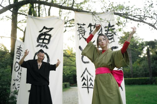 Gratis arkivbilde med asiatiske mennesker, bannere, dans Arkivbilde