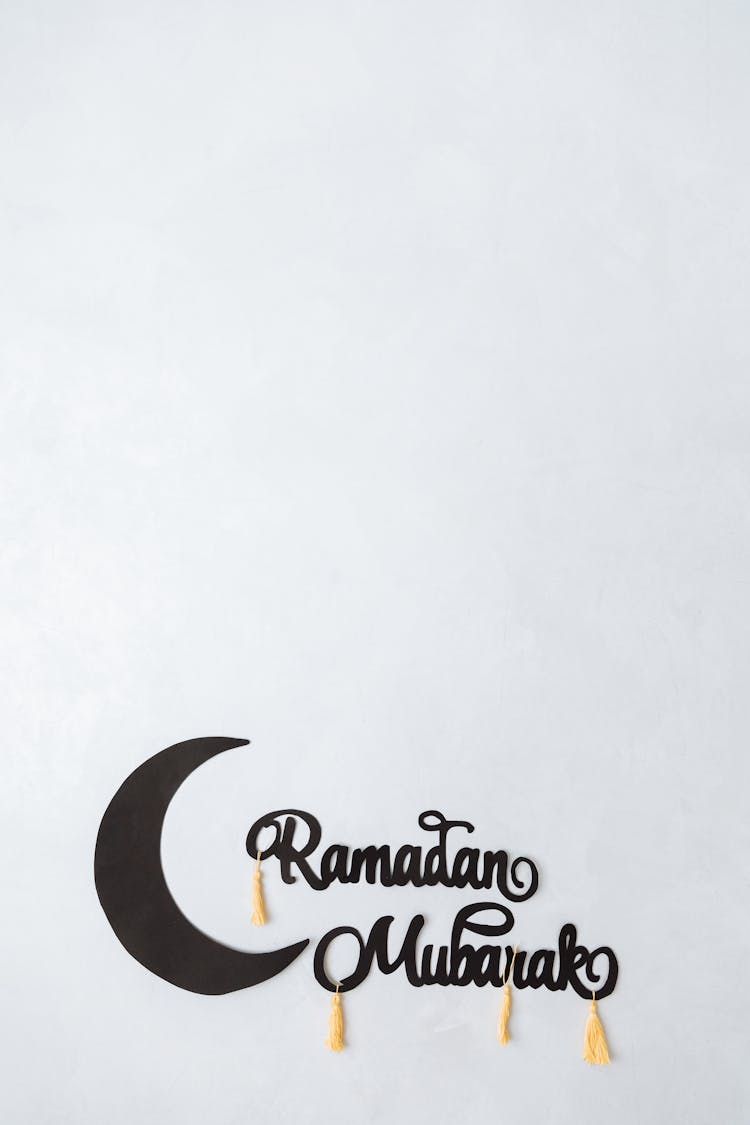 Ramadan Decorations On The Wall