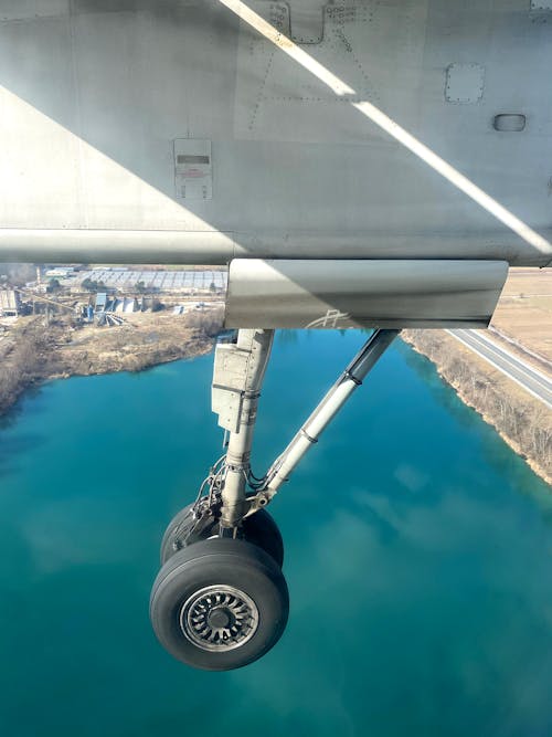 hava aracı, hava yolculuğu, nakletmek içeren Ücretsiz stok fotoğraf