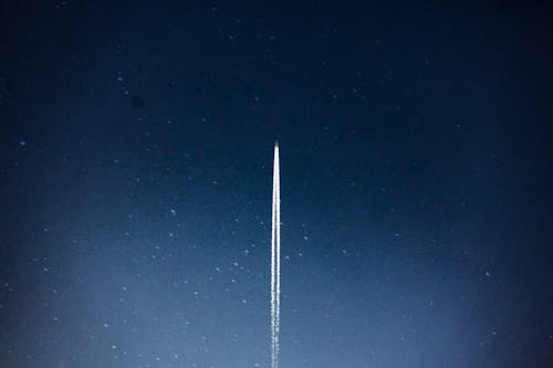Запуск космического корабля в ночное время