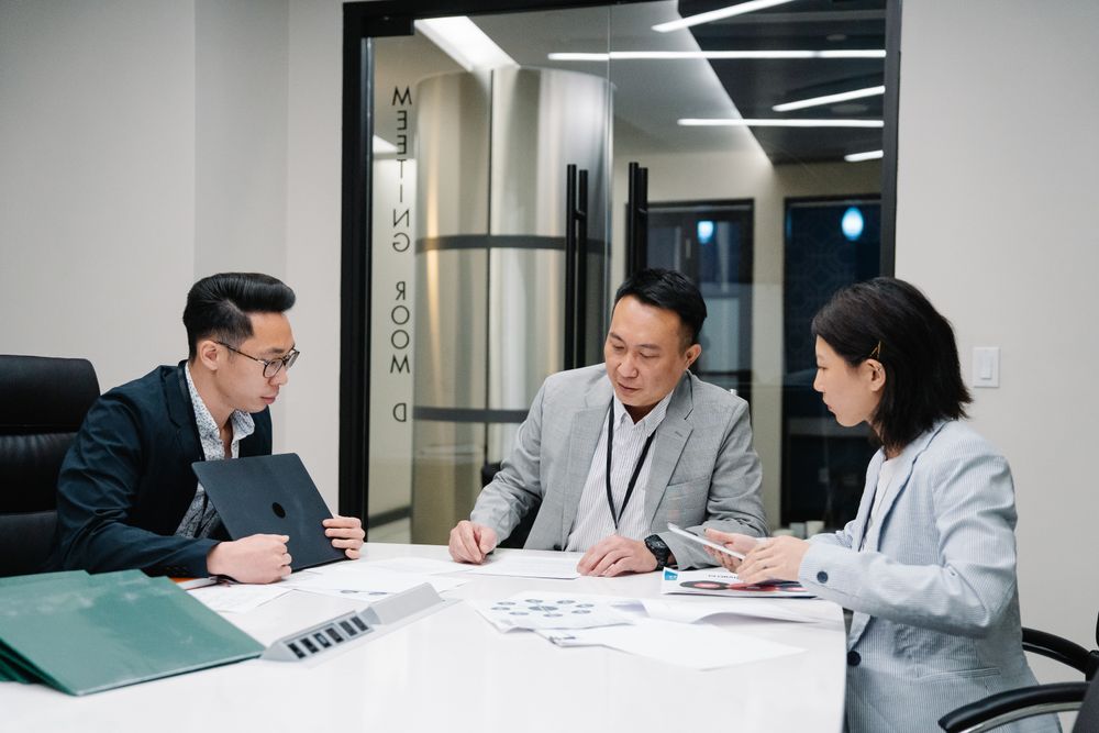 Client and advisor meeting in an office